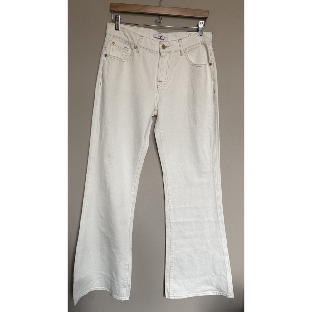 7 For All Mankind Spencer Milky Way Flare Jean Women's Size‎ 28 White NWT Read